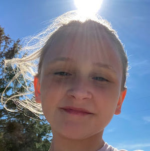 Meet your Posher, Destinee